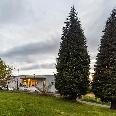 Albergue Espiritu Xacobeo O Pedrouzo Dış mekan fotoğraf