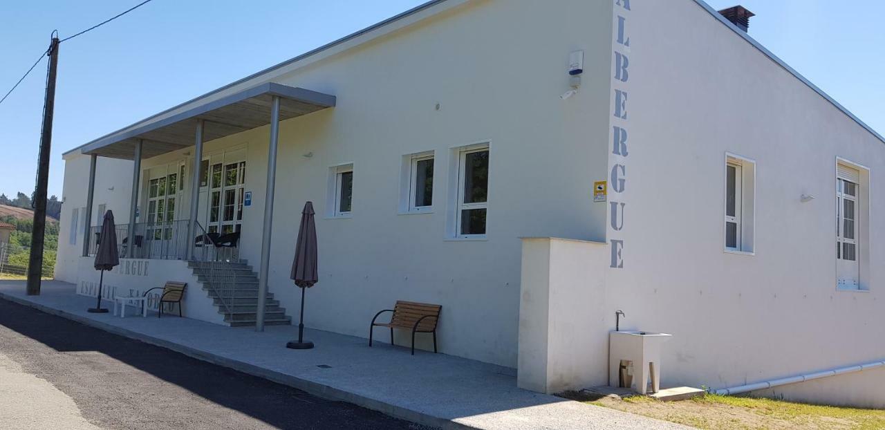 Albergue Espiritu Xacobeo O Pedrouzo Dış mekan fotoğraf